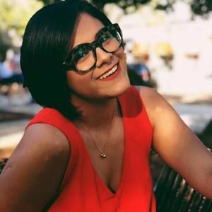 Meet your Posher, Ifigenia